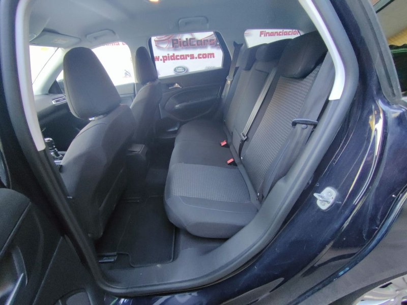 Foto 7 de PEUGEOT 308 W Style BlueHDi 100 SS 6 Vel. MAN