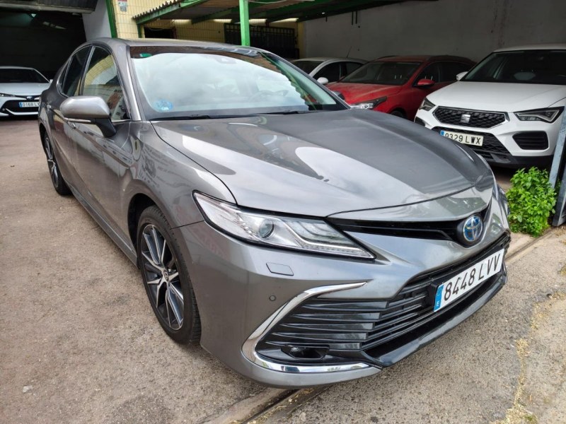 Foto 2 de TOYOTA Camry 2.5 220H Luxury