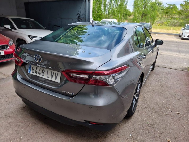 Foto 4 de TOYOTA Camry 2.5 220H Luxury