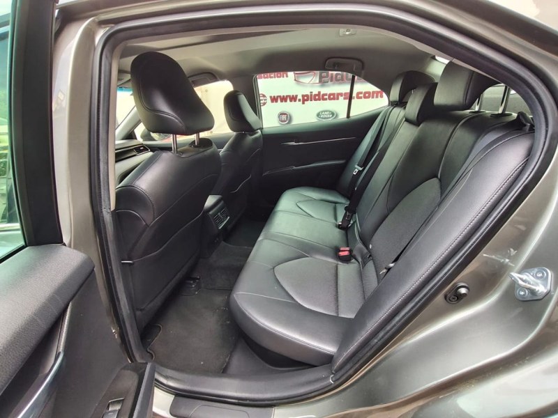 Foto 8 de TOYOTA Camry 2.5 220H Luxury
