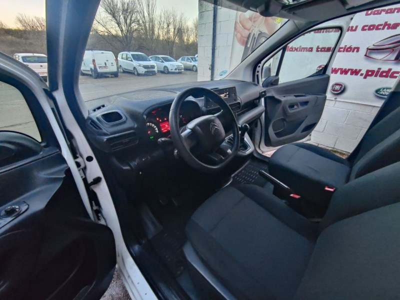 Foto 5 de CITROEN Berlingo Talla M BlueHDi 75 CONTROL