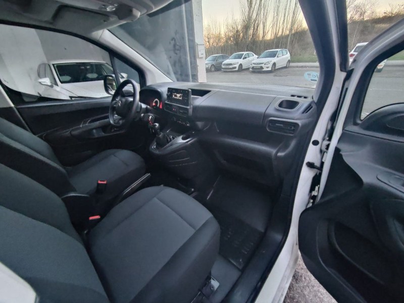 Foto 6 de CITROEN Berlingo Talla M BlueHDi 75 CONTROL
