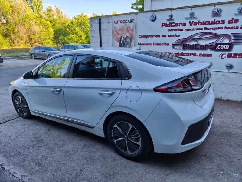 Foto 3 de HYUNDAI IONIQ 1.6 GDI PHEV Klass DT
