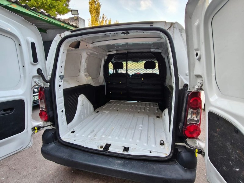 Foto 7 de PEUGEOT Partner Furgon Confort L1 1.6 BlueHDi 55KW 75