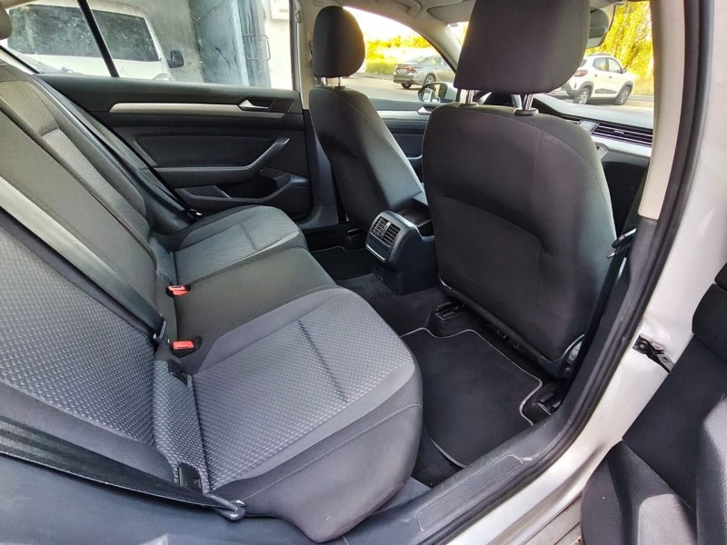 Foto 7 de VOLKSWAGEN Passat Business 2.0 TDI 110kW 150CV