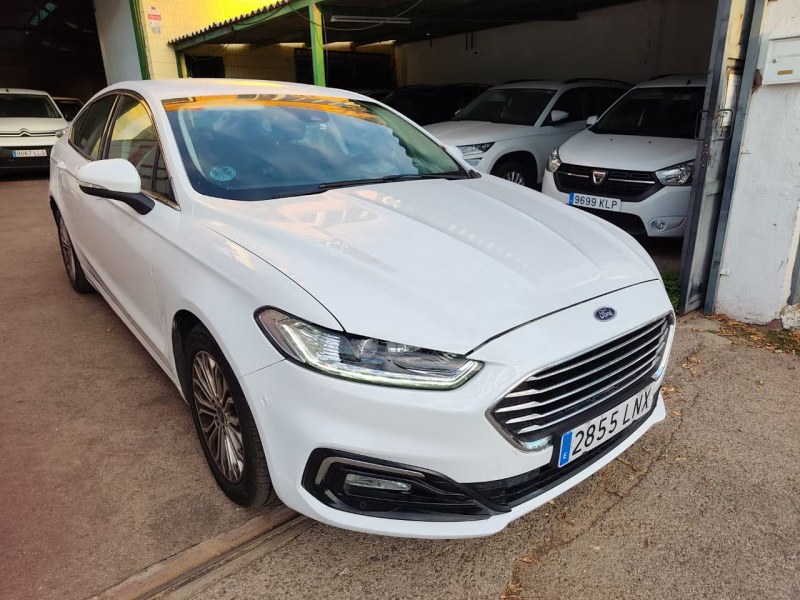 Foto 2 de FORD Mondeo 2.0 TDCi 110kW 150CV Titanium