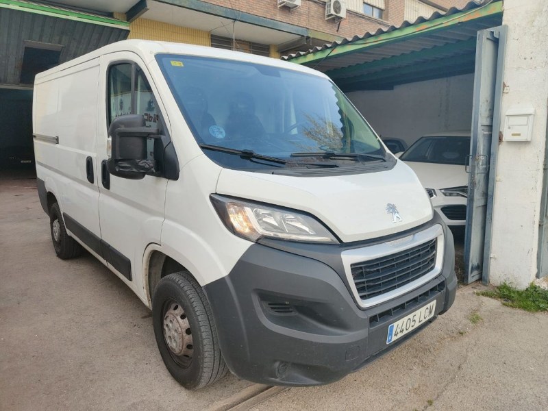 Foto 4 de PEUGEOT Boxer 330 L1 H1 BHDI 88kW 120CV SS 6 Vel. M